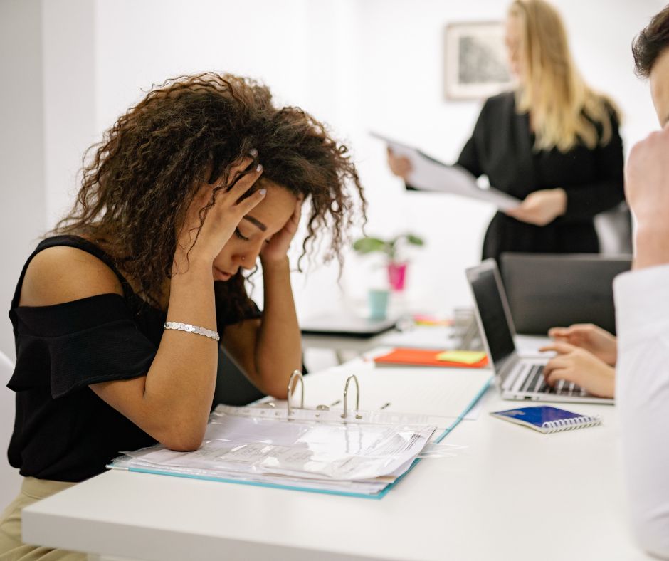 Maux de tête et manque de reconnaissance au travail